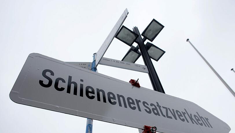 Auf der Linie U3 kommt es fünf Abenden zu Schienenersatzverkehr. Auf der Linie U3 kommt es fünf Abenden zu Schienenersatzverkehr.