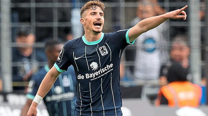 Will zeigen, wo es auf der Sechserposition langgeht: "Tanne"-Filius Niklas Tarnat. Foto: sampics/Augenklick