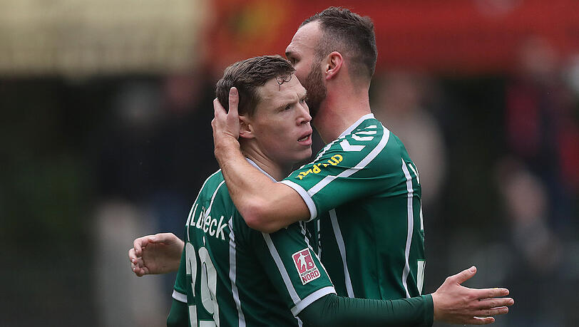 Florian Riedel (l.) und Patrick Hobsch anno 2019 beim VfB L&uuml;beck.