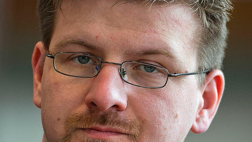 Die Ermittler im NSU-Prozess vermuten, dass der NPD-Landtagsabgeordnete David Petereit einen Brief mit einer Geldspende der abgetauchten mutmaßlichen Terroristen Uwe Mundlos, Uwe Böhnhardt und Beate Zschäpe erhalten habe. Foto: Jens Büttner/Archiv Die Ermittler im NSU-Prozess vermuten, dass der NPD-Landtagsabgeordnete David Petereit einen Brief mit einer Geldspende der abgetauchten mutmaßlichen Terroristen Uwe Mundlos, Uwe Böhnhardt und Beate Zschäpe erhalten habe. Foto: Jens Büttner/Archiv