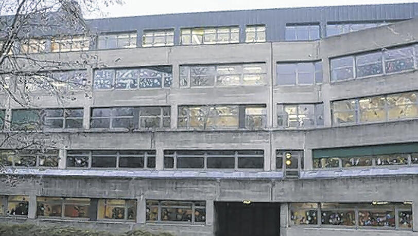 Das Ingolstädter Katharinen-Gymnasium: Hier arbeitete Hamid A. (40) seit Schuljahresbeginn als Studien-Referendar. Foto: ho Das Ingolstädter Katharinen-Gymnasium: Hier arbeitete Hamid A. (40) seit Schuljahresbeginn als Studien-Referendar. Foto: ho