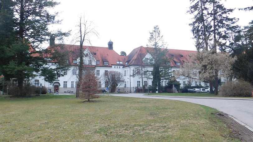 In den Jugendstilbauten der früheren Kreis-Psychiatrie entstehen Wohnungen.