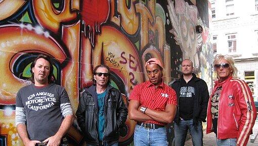 Die Milestones im Hamburger Schanzenviertel: Die Band hat als Rolling-Stones-Covberband angefangen Die Milestones im Hamburger Schanzenviertel: Die Band hat als Rolling-Stones-Covberband angefangen