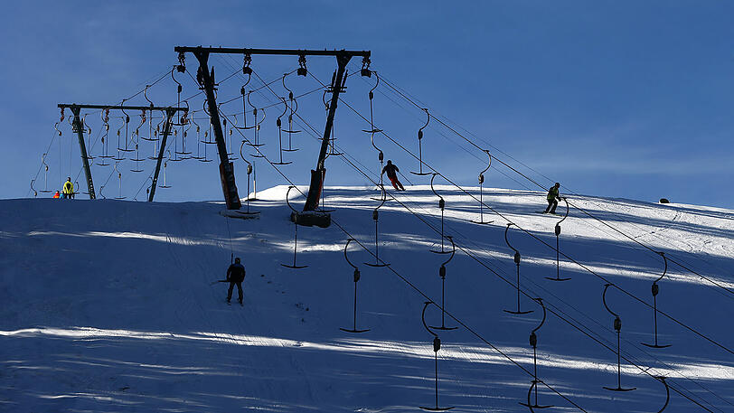 Die Skischaukel am Riedberger Horn ist nicht nur unter Politikern umstritten.