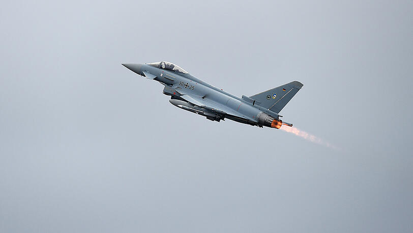 Schon wieder hat ein Eurofighter einen Überschallknall ausgelöst.