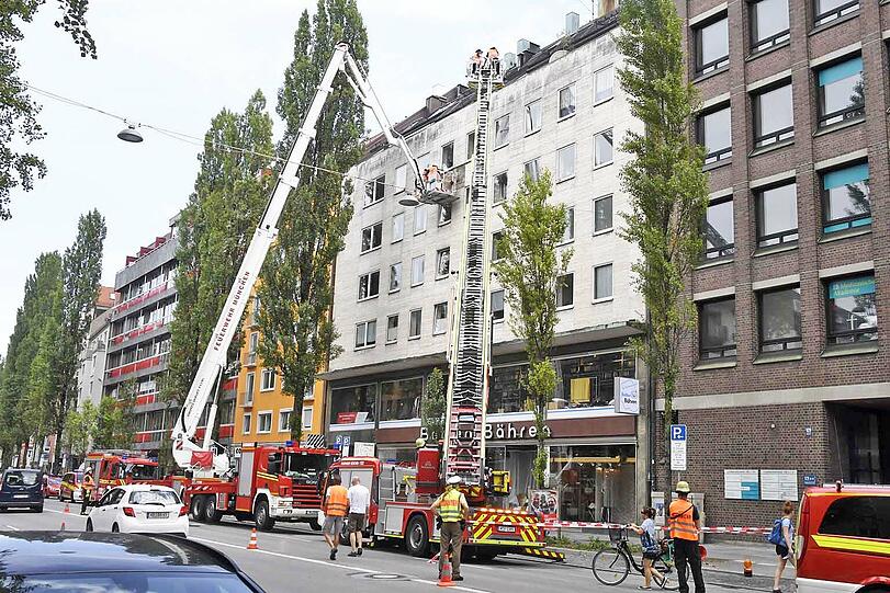 Großer Feuerwehr-Einsatz in der Lindwurmstraße