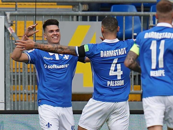Darmstadts Mathias Honsak machte mit seinem Tor zum 2:0 den Heimsieg gegen Heidenheim perfekt.