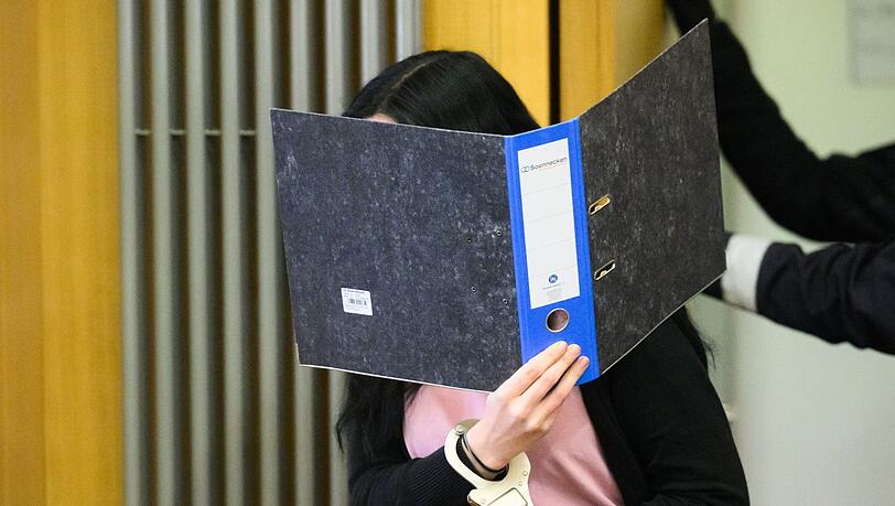 Am Landgericht Braunschweig hat ein Prozess um einen versuchten Mord mit Ameisens&auml;ure begonnen.