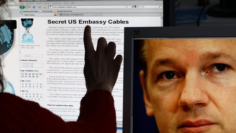 Scottland Yard weiß wo Assange ist, sagt aber nichts. Scottland Yard weiß wo Assange ist, sagt aber nichts.