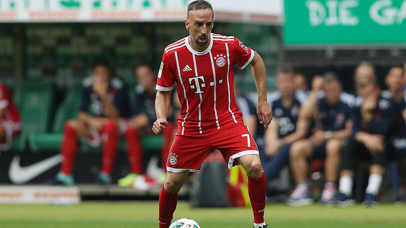 FRANCK RIBERY: ohne Note. Sollte nach seiner Einwechslung für Hummels (78.) zumindest noch einen Punkt sichern, doch die Bayern schafften auch mit Ribéry kein Tor.
(Archivfoto)