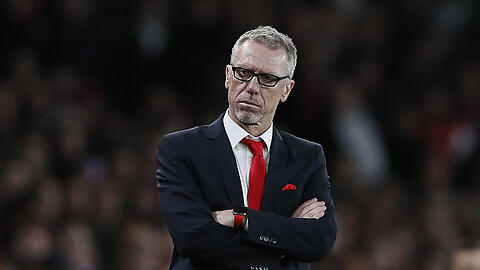 Kölns Trainer Peter Stöger wollte nicht über die Fan-Ausschreitungen sprechen.