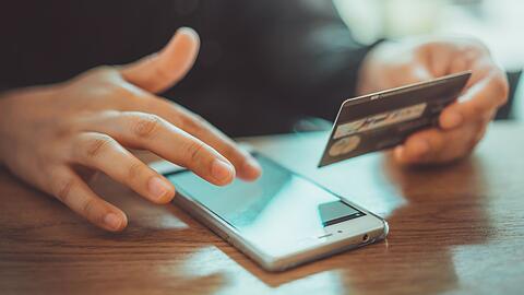 Beim Online-Shopping lauern viele Gefahren - eine besonders gro&szlig;e besteht in Fake-Shops.