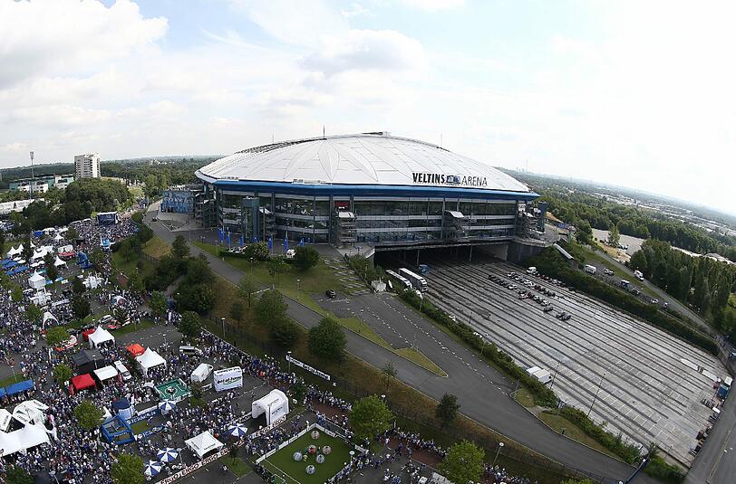 Platz 35 - Veltins-Arena
Ort: Gelsenkirchen (Deutschland)
Plätze: 62.271
Teams: FC Schalke 04
Eröffnung: 13. August 2001