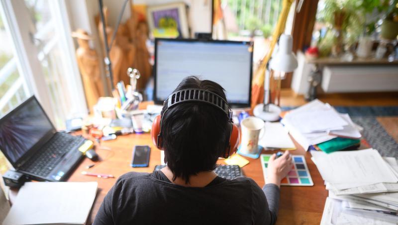 Dass normale Arbeitnehmer wegen der Corona-Krise in diesem Jahr zuhauf mit Schummeleien bei der Steuererklärung durchkommen, ist unwahrscheinlich. Dass normale Arbeitnehmer wegen der Corona-Krise in diesem Jahr zuhauf mit Schummeleien bei der Steuererklärung durchkommen, ist unwahrscheinlich.