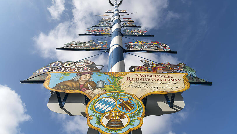 Seit 1962 wird der Maibaum am Viktualienmarkt vom "Verein Münchner Brauereien"  gestiftet. Doch heuer wird es wohl keinen geben.