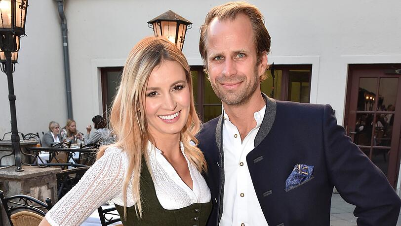 Karolin und Thomas Kandler haben 2015 geheiratet. Sohn Ludwig kam 2016 zur Welt; vor einem Jahr Tochter Felipa.