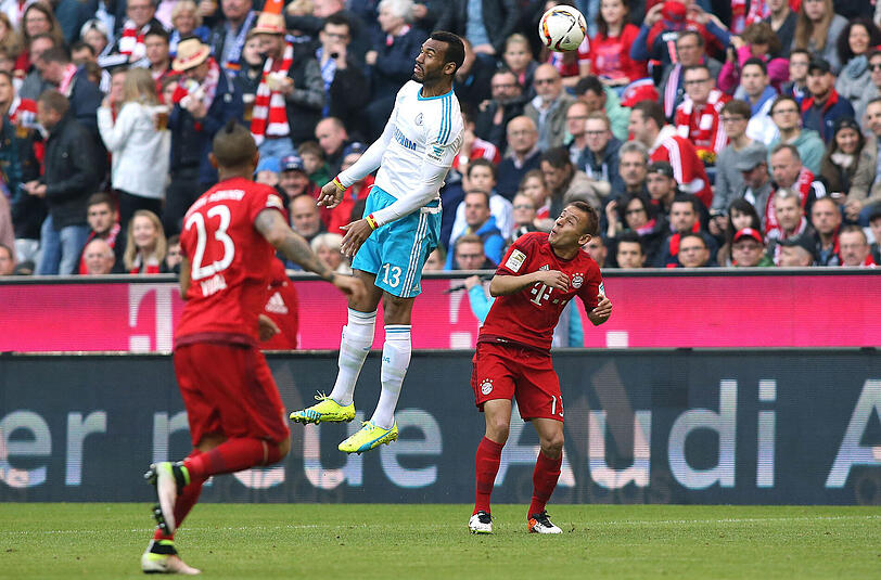 Rafinha: Note 2. Vertrat, wie zuletzt schon gegen Stuttgart, Philipp Lahm als Rechtsverteidiger. Gute Flanke auf Lewandowski in der ersten Hälfte (29.), eine noch bessere beim 2:0 (54.). Einer der Aktivposten in einer müden Bayern-Elf.