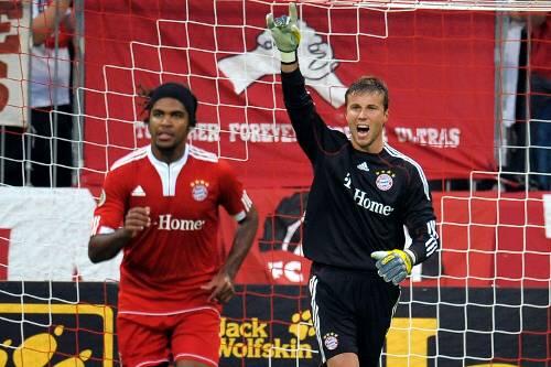 Zwei Reservisten: Keeper Michael Rensing (r.) und Breno.
