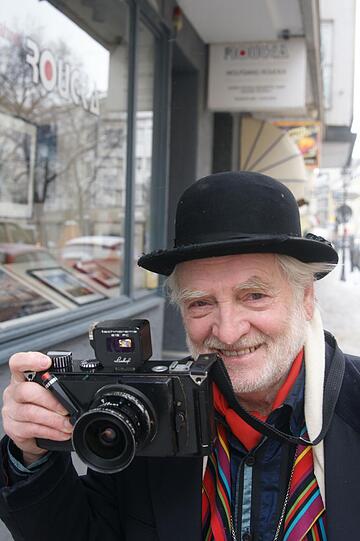 Der Fotograf Wolfgang Roucka (74) hat seit fast 50 Jahren einen Laden in der Feilitzschstraße.