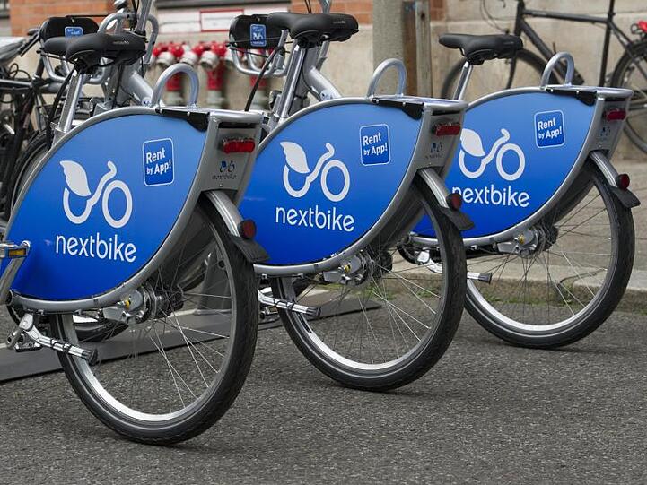 Das neue öffentliche System für Mietfahrräder in Berlin beginnt mit dem Testbetrieb. Foto: Paul Zinken/Archiv