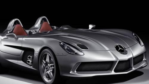 Breit, lang, niedrig: der radikale Supersportler Mercedes SLR Stirling Moss. Breit, lang, niedrig: der radikale Supersportler Mercedes SLR Stirling Moss.