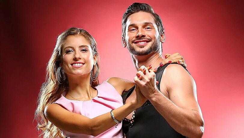 Cathy Fischer mit ihrem professionellen Tanzpartner Marius Iepure Cathy Fischer mit ihrem professionellen Tanzpartner Marius Iepure