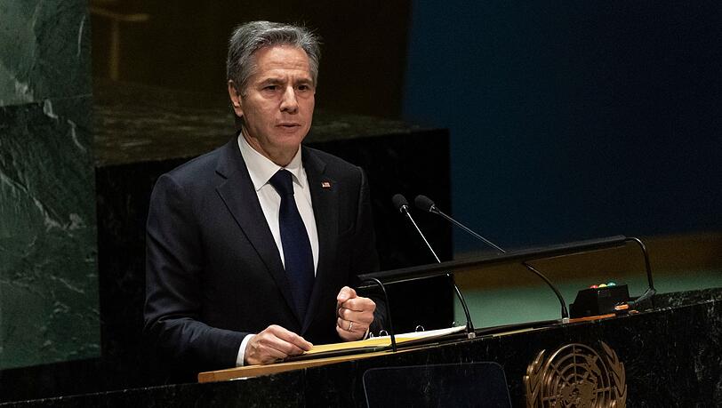 Antony J. Blinken bei der Überprüfungskonferenz zum Atomwaffensperrvertrag (NVV) in New York. Antony J. Blinken bei der Überprüfungskonferenz zum Atomwaffensperrvertrag (NVV) in New York.