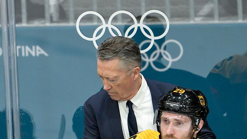 Lange Gesichter bei Bundestrainer Harold Kreis und Kapit&auml;n Leon Draisaitl