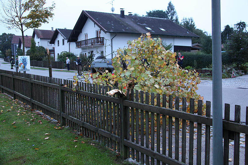 Bilder vom Unfall in Obertaufkirchen.