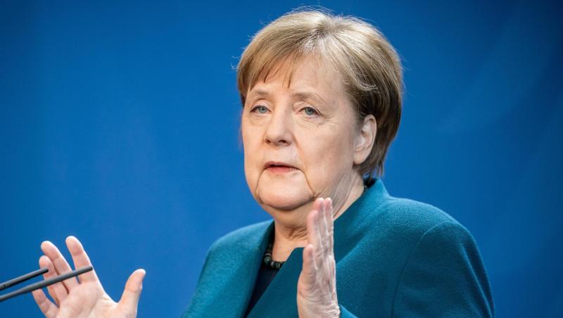 Bundeskanzlerin Merkel sieht in Sachen Corona-Krise einen "Hoffnungsschimmer". Bundeskanzlerin Merkel sieht in Sachen Corona-Krise einen "Hoffnungsschimmer".