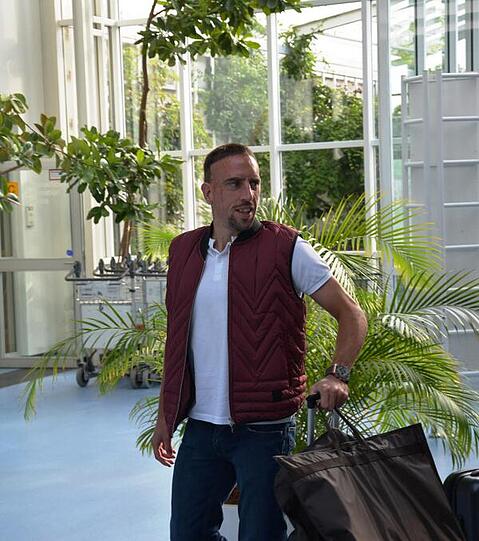 Jetzt kann er die Krönung einer starken Saison und seiner bisherigen Karriere feiern: Ribery hat sich bei der Wahl zu Europas Fußballer des Jahres durchgesetzt.