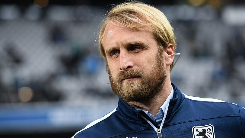 Fordert von seinen Spielern im Heimspiel gegen den TSV Buchbach eine Reaktion: 1860-Trainer Daniel Bierofka.