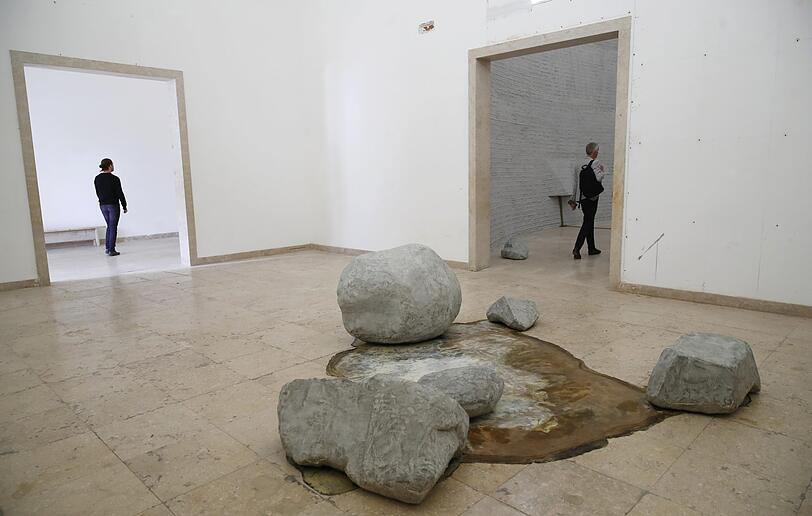 Das Innere des Pavillons.