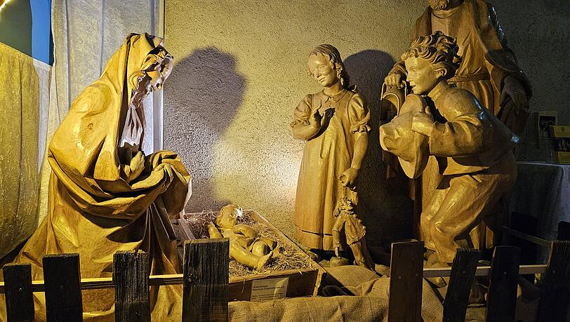 Diese Figuren kennen die meisten Münchner: Sie standen Jahrzehnte lang immer am Kripperlmarkt in der Altstadt.