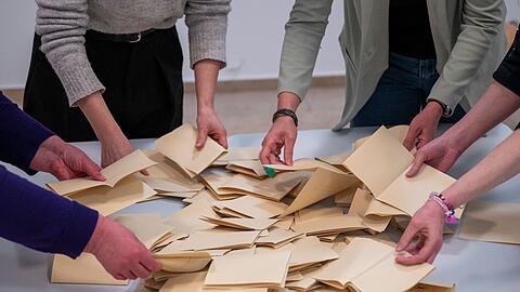 Die Stimmzettel f&uuml;r die Stichwahl zum OB-Amt in Bamberg wurden ausgez&auml;hlt.
