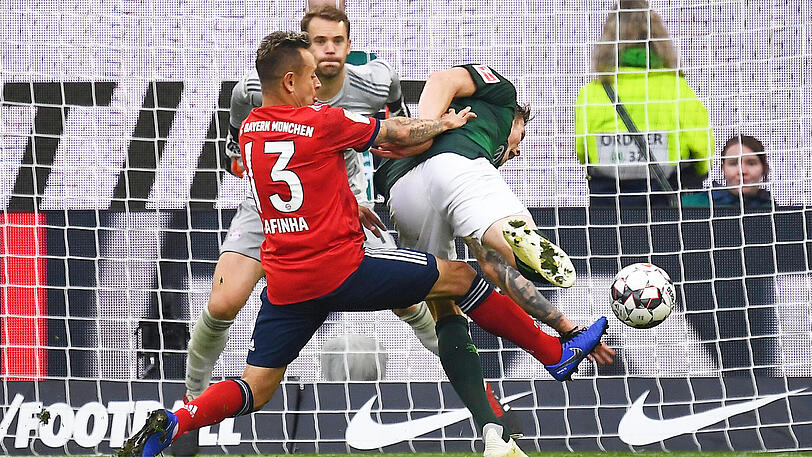 RAFINHA, NOTE 4: Kam nach der Pause für Alaba, ersetzte ihn auf der linken Abwehrseite. Rafinha hatte seit Mitte September verletzt gefehlt, nun das Comeback. Hatte Glück, dass Weghorst im Abseits stand, da er ihn danach auf dem Weg zum Tor foulte. Insgesamt solide.