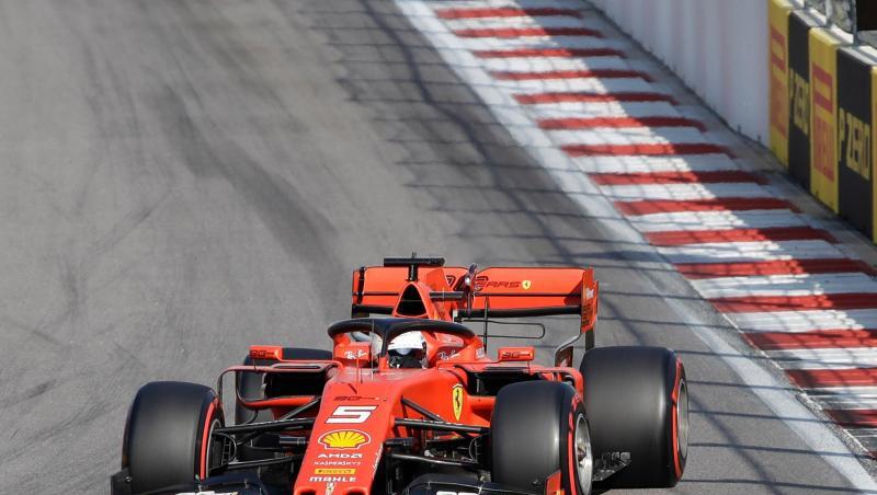Sebastian Vettel musste sich in der Qualifikation erneut seinem Ferrari-Kollegen Charles Leclerc geschlagen geben. Sebastian Vettel musste sich in der Qualifikation erneut seinem Ferrari-Kollegen Charles Leclerc geschlagen geben.