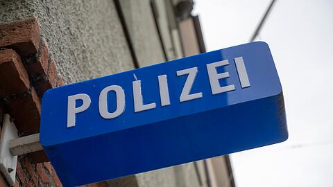 Die Polizei in Haidhausen und Bogenhausen achtet besonders im Umfeld von Schulen und Kindergärten auf verdächtige Personen. (Symbolbild)