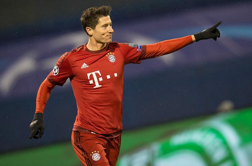 Paris scheint heiß auf Robert Lewandowski zu sein - das Interesse schmeichelt dem Bayern-Star.