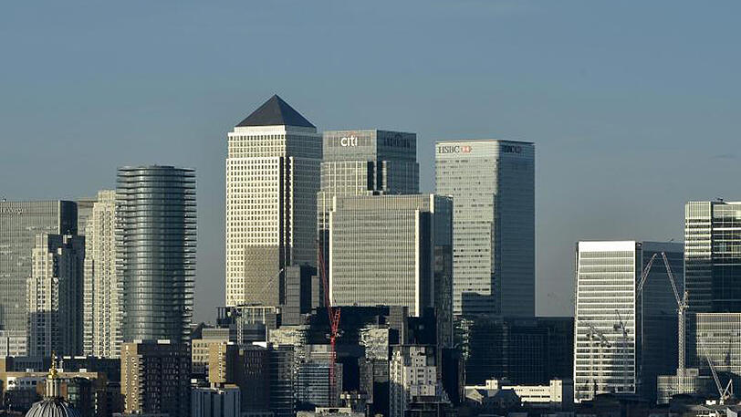 Londons Finanz- und Bankendistrikt "Canary Wharf" in London.