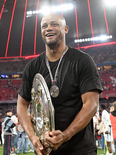 Vincent Kompany gewann mit dem FC Bayern in seiner ersten Saison gleich die Deutsche Meisterschaft.