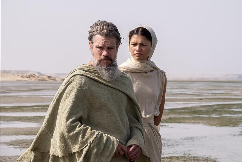 „Wie eine Frau deren Mann den Geschirrspüler falsch einräumt.“ So beschreibt das „Time Magazine“ die Blicke Athenes (Zendaya) auf Odysseus (Matt Damon) . „Wie eine Frau deren Mann den Geschirrspüler falsch einräumt.“ So beschreibt das „Time Magazine“ die Blicke Athenes (Zendaya) auf Odysseus (Matt Damon) .