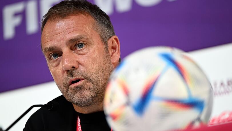 Bereitet das DFB-Team auf die wichtige Partie gegen Spanien vor: Bundestrainer Hansi Flick.