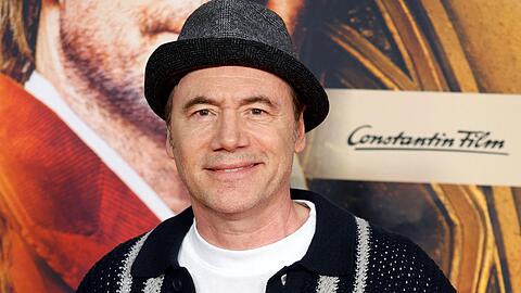 Michael Bully Herbig wird f&uuml;r  "Das Kanu des Manitu" ausgezeichnet.