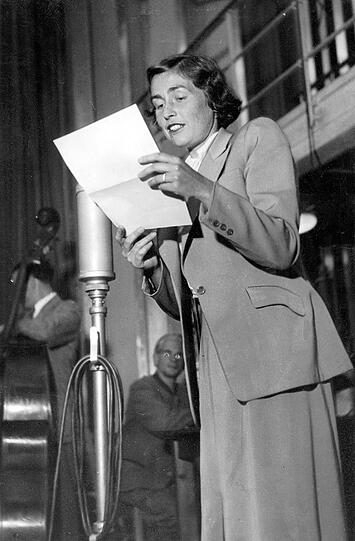 Am 2. Mai 1948 beginnt Hildegard Brücher, damals noch unverheiratet, mit 27 Jahren ihre Polit-Karriere als jüngste Stadträtin in München.