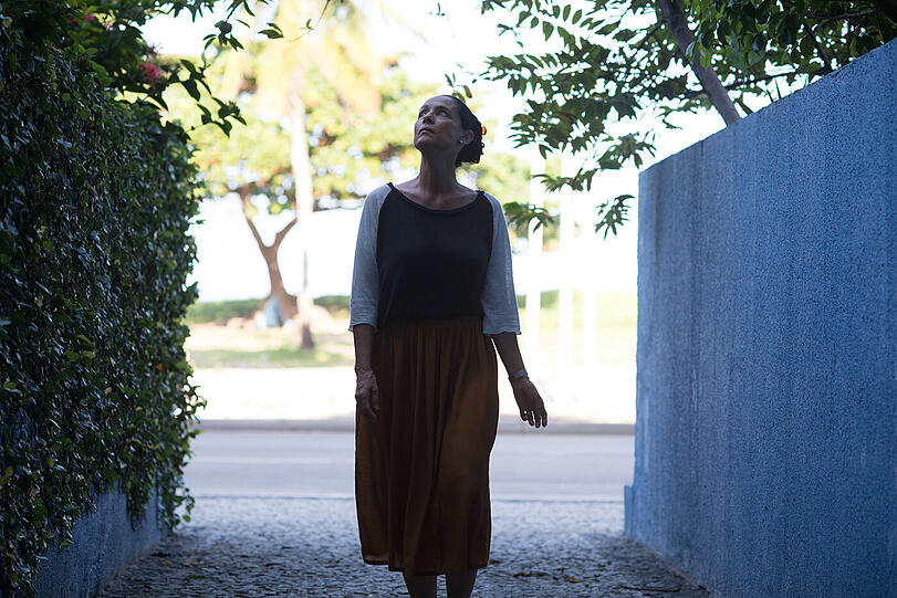 Die große Sonia Braga spielt die bourgeoise Widerständlerin in "Aquarius".