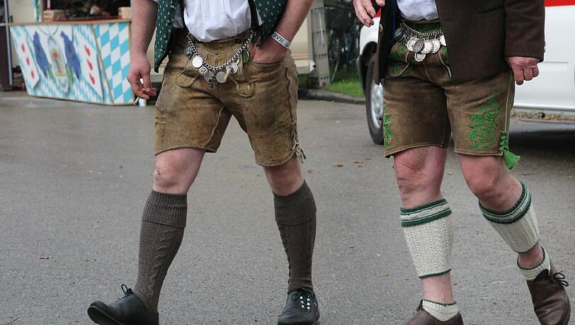 Selten ist eine Veranstaltung in Harlaching so umstritten gewesen wie das diesjährige Burschenfest. Die AZ hat sich selber ein Bild gemacht.