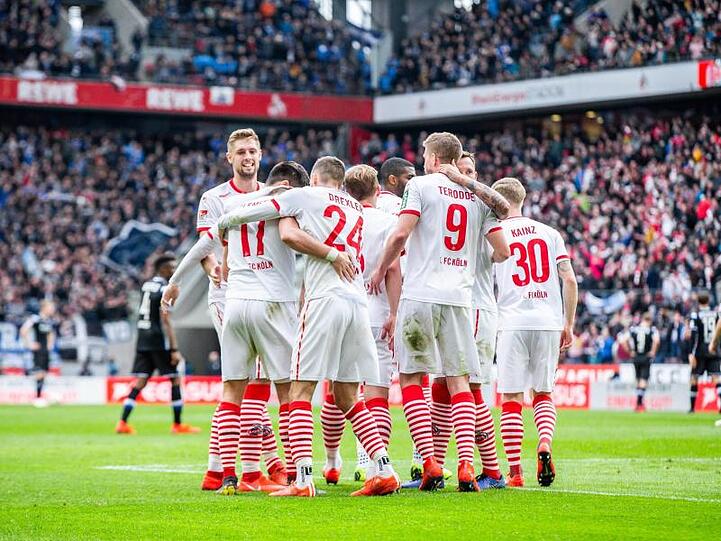 Der 1. FC Köln thront weiter an der Spitze der 2. Liga.