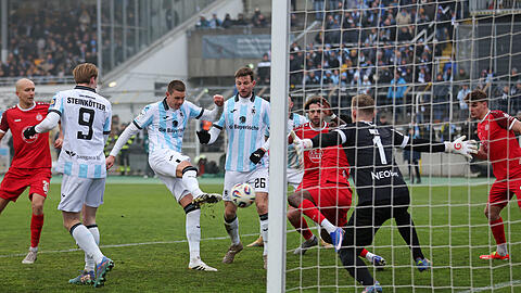 Max Reinthaler rettete den L&ouml;wen gegen Essen ein sp&auml;tes Remis.