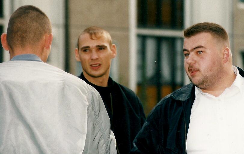 ... sein Komplize Uwe Mundlos (&dagger;38) stammte aus gutem Hause und tauchte mit 24 Jahren unter.